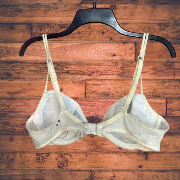 5 for $25🔥Victoria's Secret Off White Wired Bra 38C - Picture 2 of 7